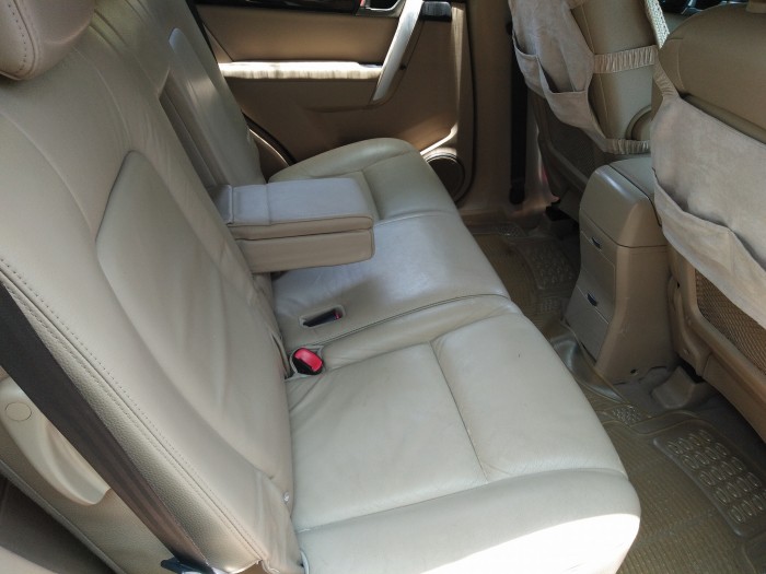 Gia đình cần bán xe Captiva 2007 Lt số sàn, màu bạc