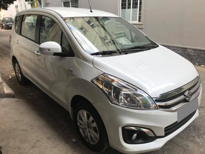 Bán Suzuki Ertiga 2017 tự động nhập Indonesia màu trắng rất đẹp
