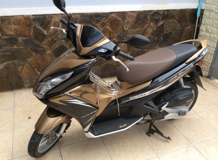 Honda Air Blade fi 125cc vàng đen sport  đăng kí đầu 2014 biển 5 TPHCM   Anh Hoang  MBN197604  0934247062