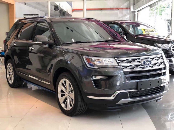 Quận 6- FOrd Expolrer đã có xe , đủ màu giao ngay trong tháng !