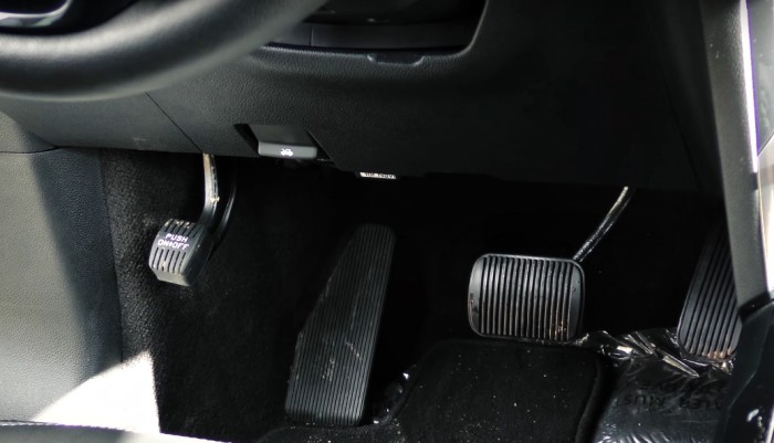 Quận 6- FOrd Expolrer đã có xe , đủ màu giao ngay trong tháng !