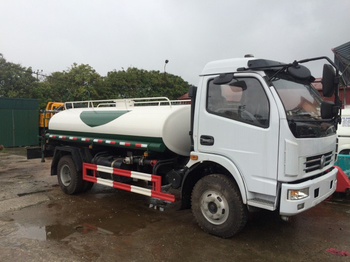 Bán xe téc phun nước tưới cây rửa đường Dongfeng 5 khối ( m3 )
