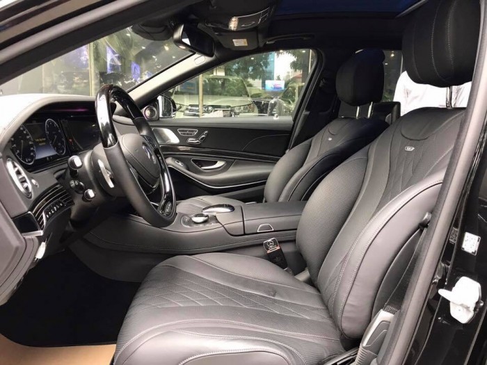 Mercedes S600 Maybach sản xuât 2015,đăng ký 2017,màu đen,lăn bánh 6000 km,xe như mới,biển Hà Nội