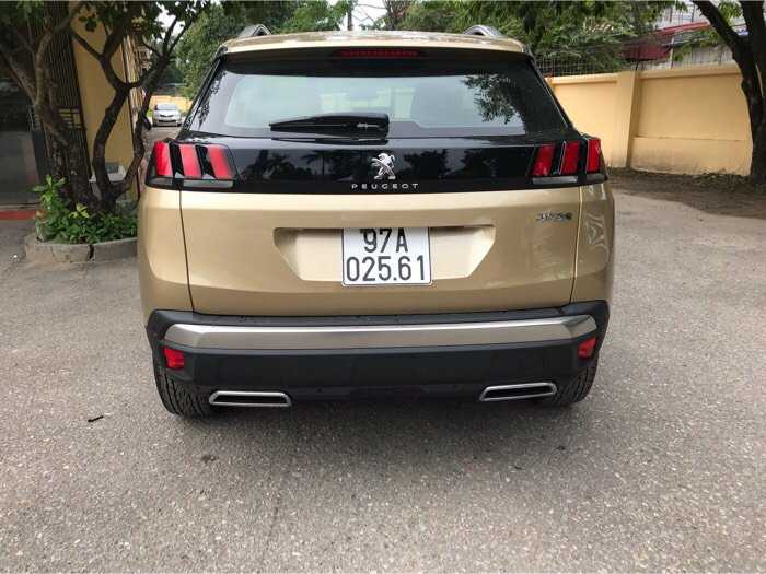 Giá xe Peugeot 3008 Vàng Kim về Peugeot Lào Cai 2019