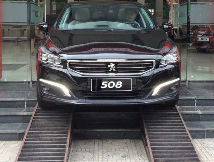 Giá xe Peugeot 508 nhập khẩu 2019 về Thái nguyên