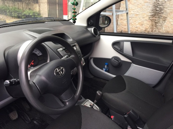 Bán Toyota AYGO nhập khẩu 2011, tự động, chính chủ