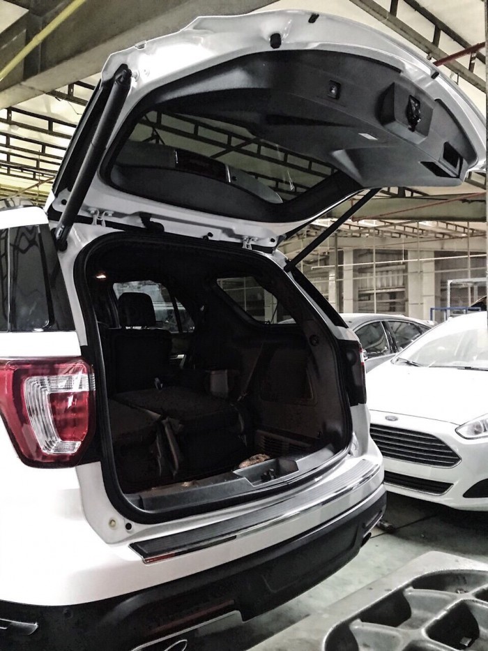 Dak lak - Ford Explorer giảm giá sâu, giá rẻ, có xe giao ngay !