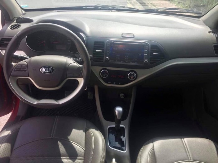 Gia đình cần bán Kia morning SI 2018 đk 2019, số tự động, màu đỏ