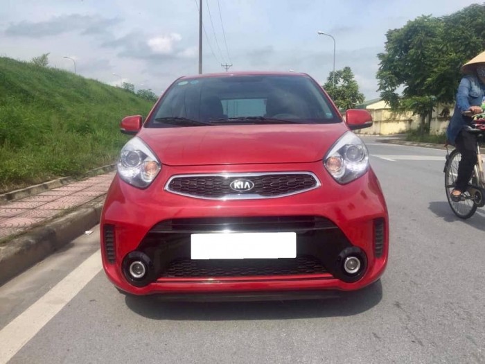 Gia đình cần bán Kia morning SI 2018 đk 2019, số tự động, màu đỏ