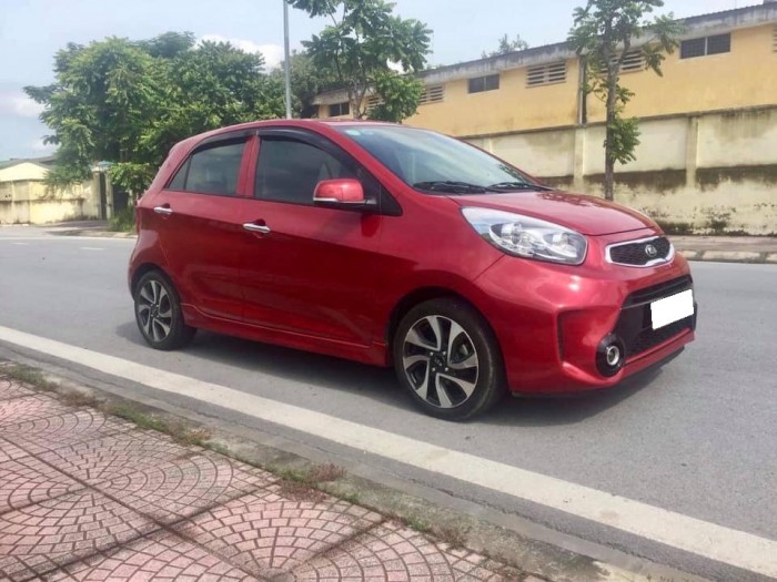 Gia đình cần bán Kia morning SI 2018 đk 2019, số tự động, màu đỏ
