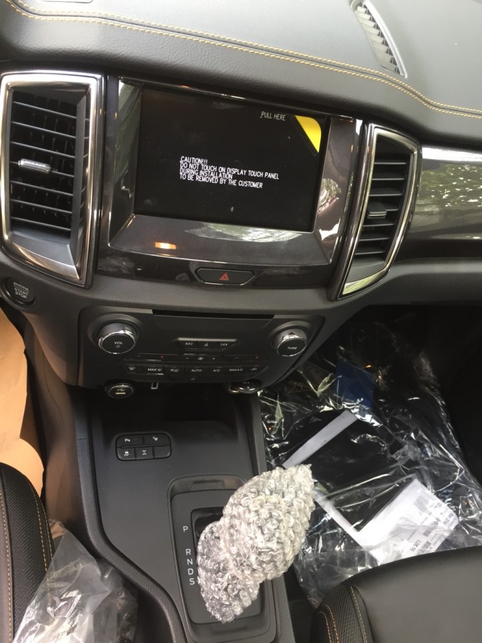 Ford Ranger giá ưu đãi giao xe ngay