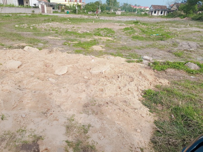 Chính chủ cần bán nhanh lô đất đẹp gần sân bay Đồng Hới cách quốc lộ chỉ 150m