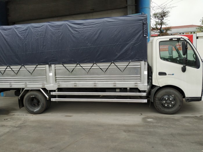 Xe tải Hino Dutro XZU 342L - 2018 (7,5t)