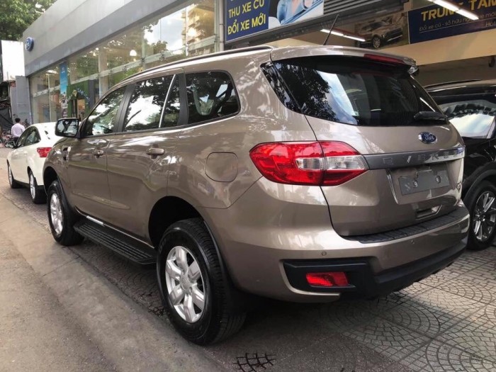 Ford Everest - Giá tốt nhất khu vực, giảm giá sâu, giao xe ngay trong tháng !!