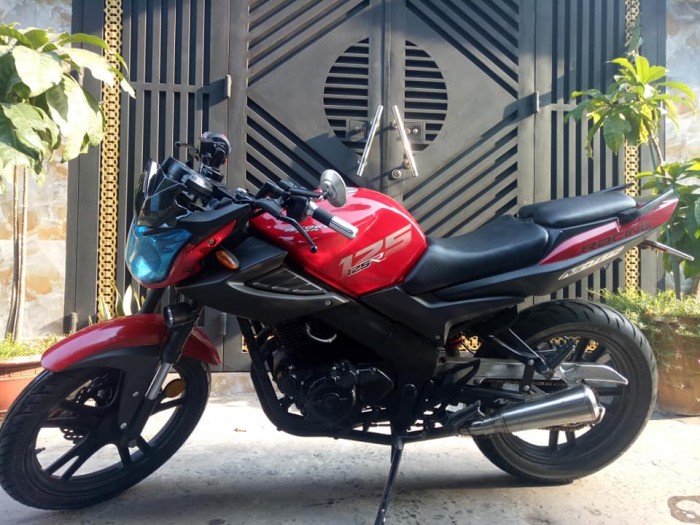 Bán xe Moto Nutos 125c màu đỏ -đen bstp mới 95% nguyên zin, xe nhà xài kỹ bảo dưỡng thay nhớt định kỳ