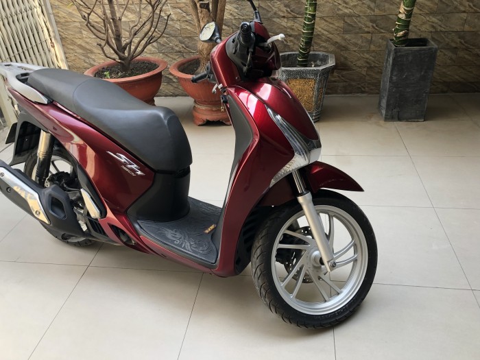 Gia đình bán SH 150i đỏ 2014 xe bstp chính chủ