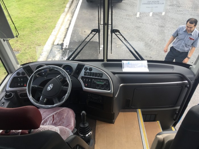 Hyundai Universe 47 chỗ 2019, Nhập 3 cục không nội địa hóa