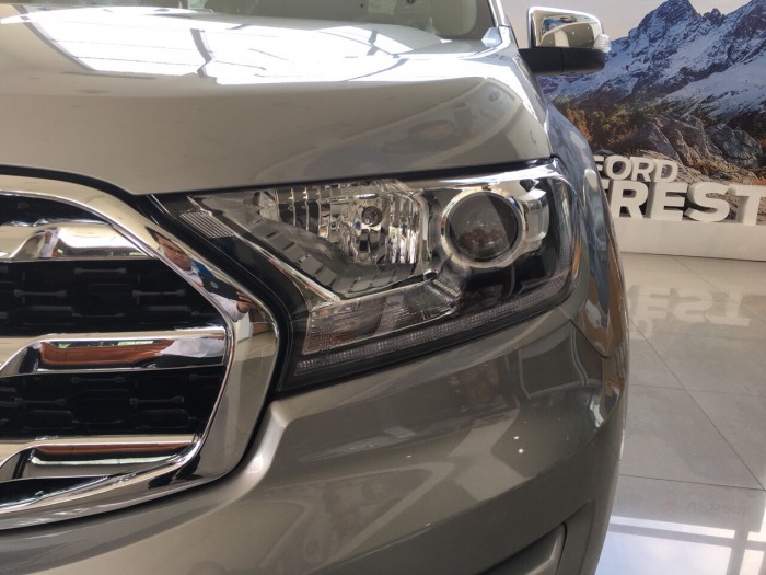 Ford Everest giao ngay đủ màu,km hấp dẫn nhất trong tháng
