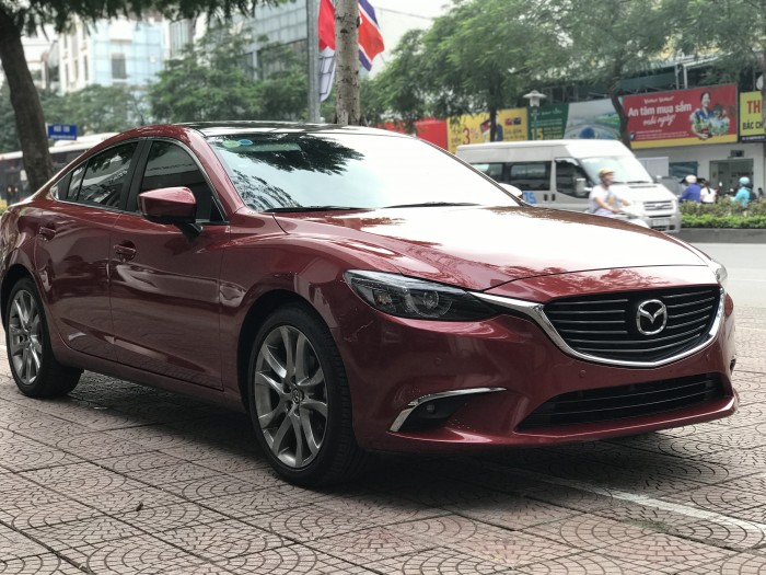 Mazda 6 2.0 premium