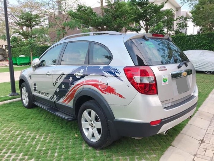 Bán nhanh Captiva LT 2007 số sàn màu bạc chính chủ.