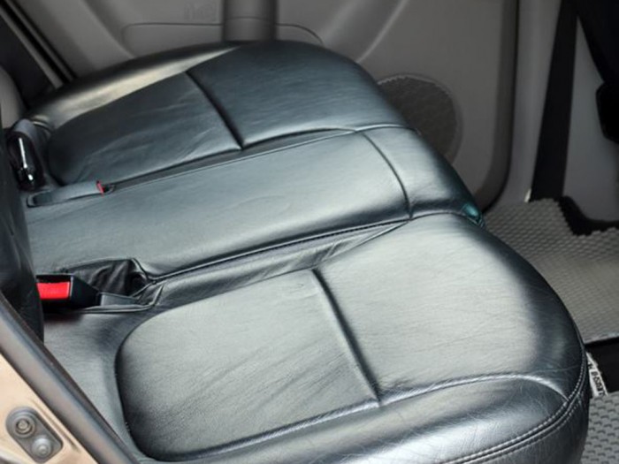 Bán Mitsubishi Pajero tự động 2015 đk 2016 máy xăng xám rất đẹp