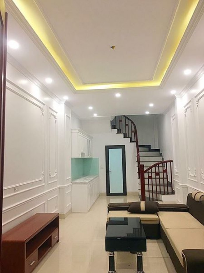 Tôi cần bán nhà xây mới Hà Tri-Hà Đông(35m2*5T)