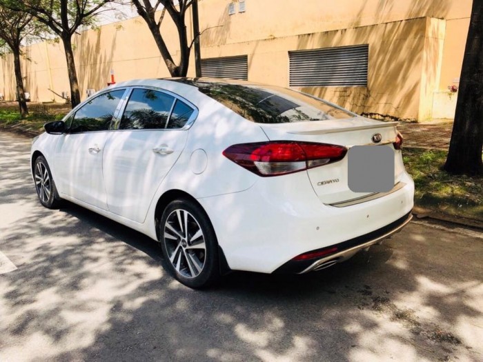 Kia Cerato 2018 đk 2019 Trắng tự động  xe đi 200 km