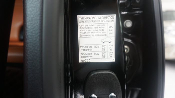 MT AUTO 88 TỐ HỮU Bán xe Lexus LX 570 năm sản xuất 2015, màu đen, nhập khẩu chính hãng