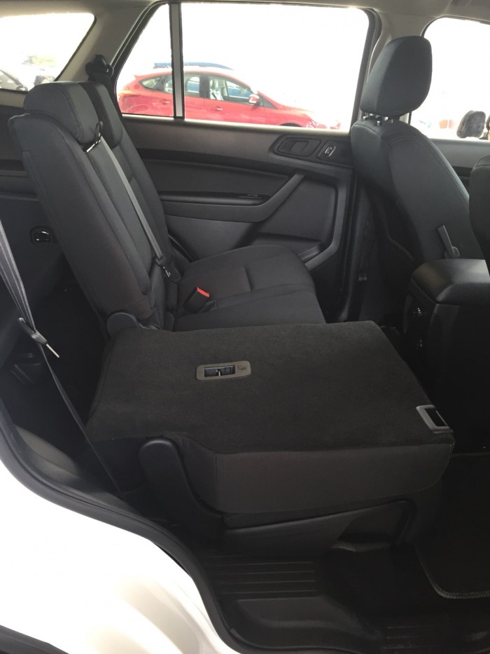 Bán Ford Everest , xe đủ màu, giao ngay trong tháng