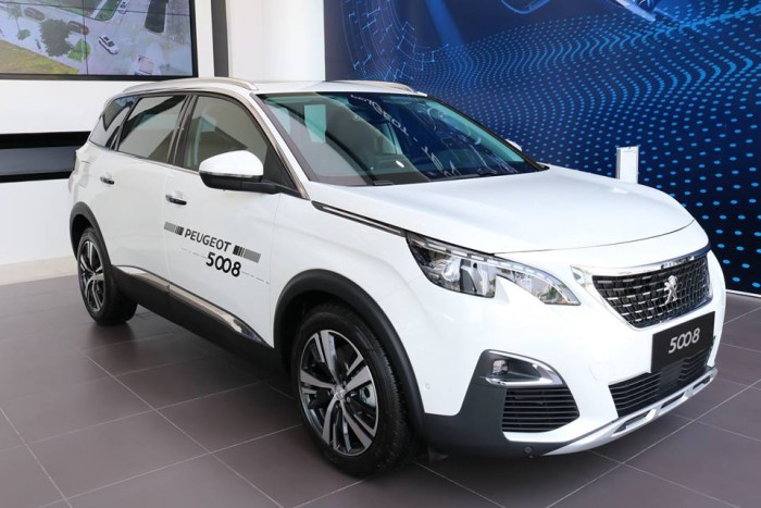 Bảng giá xe Peugeot 5008 New 2019 Khuyến mãi hấp dẫn tháng 3/2019