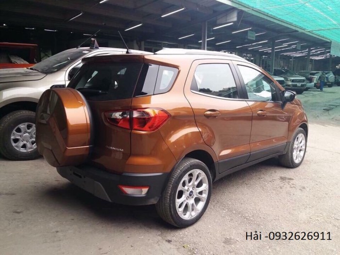 Ford Ecoboost giá rẻ, xe giao ngay cho khách hàng !