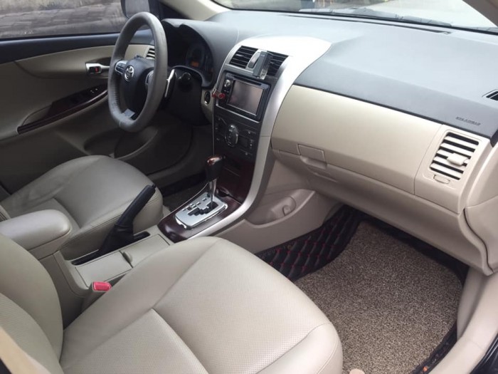 Bán Toyota Altis 2011 tự động 2.0 màu đen full