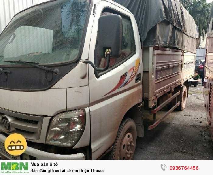Bán đấu giá xe tải có mui hiệu Thacco