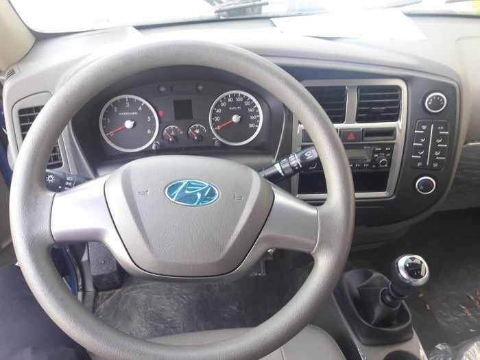 Giá Xe Tải Hyundai Porter H150 1.5 Tấn Thùng Kín , Hỗ Trợ Vay 80%