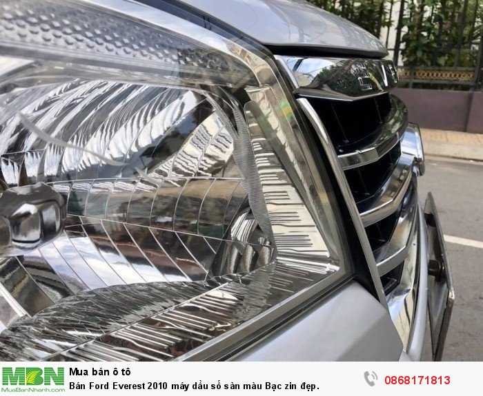 Bán Ford Everest 2010 máy dầu số sàn màu Bạc zin đẹp