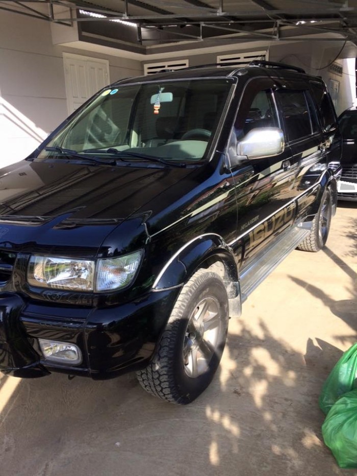 Bán Isuzu Hi lander đen 2004 tự động dầu xe đi 113 000 km