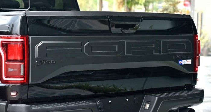 Bán ô tô Ford F150 Raptor Màu đen model 2019, màu đen, nhập khẩu Mỹ, LH: 0982.842838