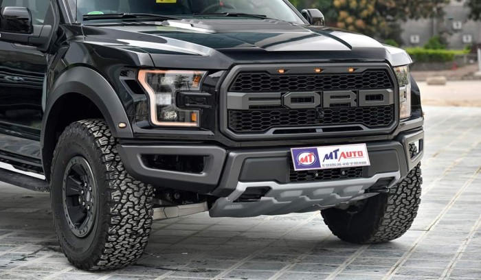 Bán ô tô Ford F150 Raptor Màu đen model 2019, màu đen, nhập khẩu Mỹ, LH: 0982.842838