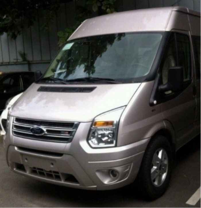 Giảm ngay 100tr tiền mặt khi mua Ford Transit Tiêu chuẩn - Gói trang bị thêm!