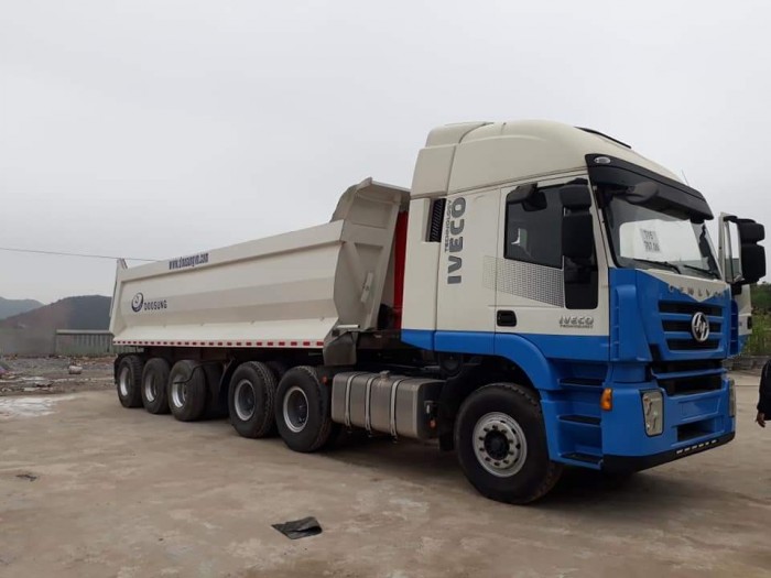 Xe đầu kéo iveco