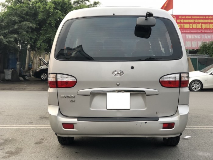 Hyundai Grand Starex 2.5MT sản xuất 2007 bản 12 chỗ màu Bạc