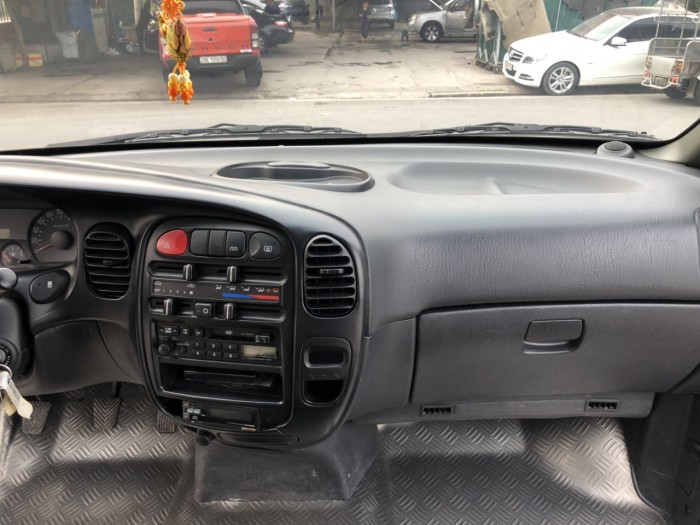 Hyundai Grand Starex 2.5MT sản xuất 2007 bản 12 chỗ màu Bạc