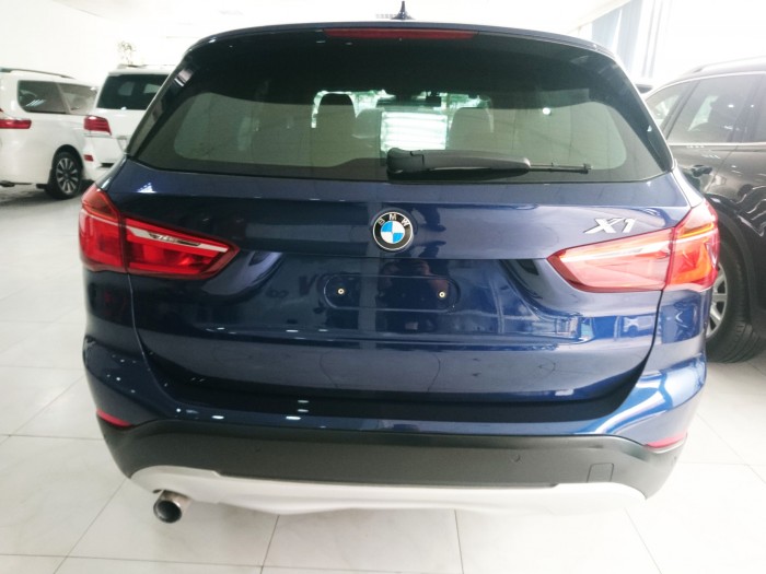 Bán BMW X1 màu xanh 2016