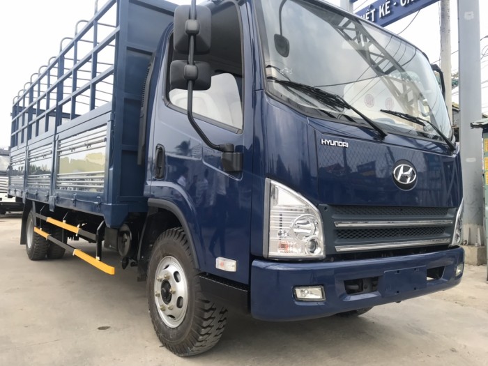 Hyundai 8 tấn – thùng hàng dài 6 mét 2 – ga cơ – máy khõe.