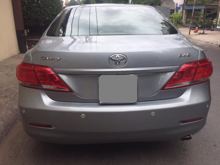 Bán Toyota Camry 2011 bản 2.4G màu xám tự động rất đẹp.