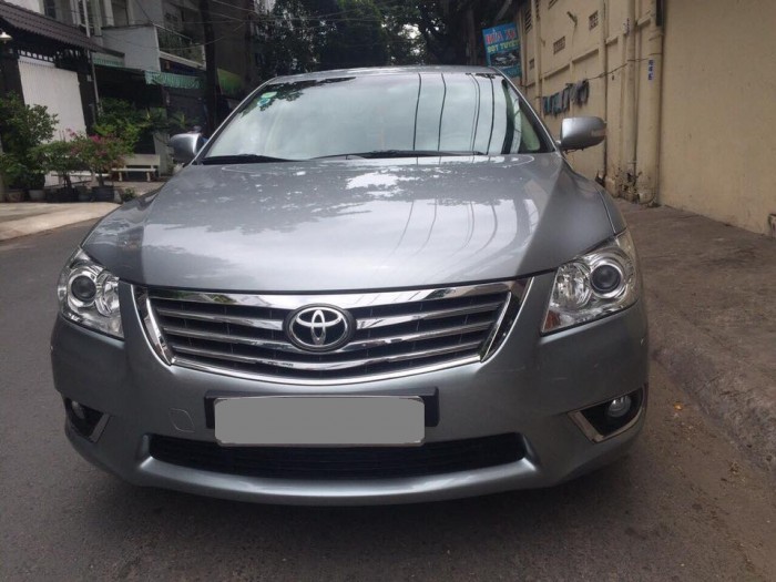Bán Toyota Camry 2011 bản 2.4G màu xám tự động rất đẹp.