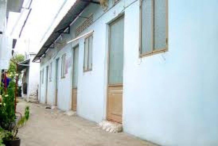Cần bán dãy nhà trọ 16P sát khu dân cư lơn 250m2 sổ hồng riêng ngay chợ Bình Chánh.
