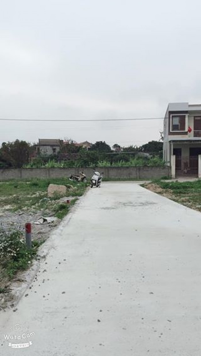 Bán đất tại đường Nguyễn Quốc Trinh, Lộc Ninh, gần sân bay Đồng Hới