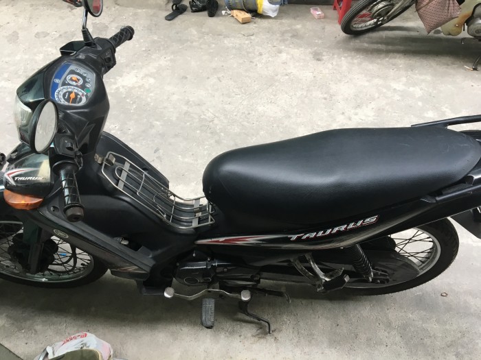 Xe máy Yamaha Taurus
