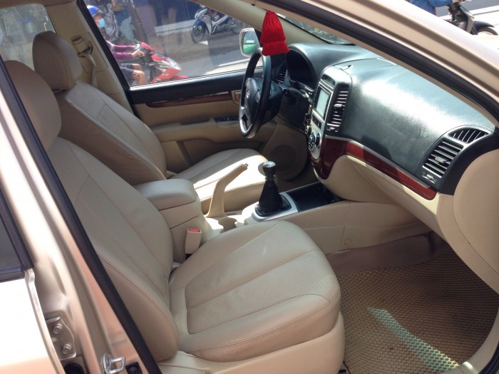 Bán Hyundai Santafe 2008 máy dầu số sàn zin một chủ.